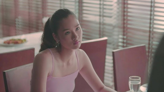 إعلان تايلاندي مصنوع من الرمل: لماذا أصبح مزاج الشباب اليوم سريع الغضب إلى هذا الحد؟