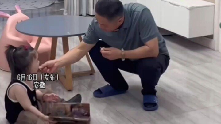 Every time Grandpa squats down to play with his granddaughter, Dad always brings him a stool, and so
