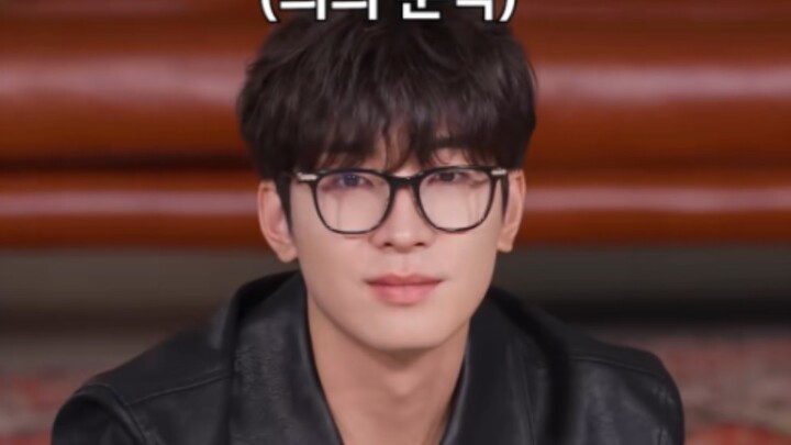 【ทั้งยูนู】ช่วงเวลาที่ถูกถอดแว่นออก หล่อละมุนสุดๆ ไปเลย！！！！