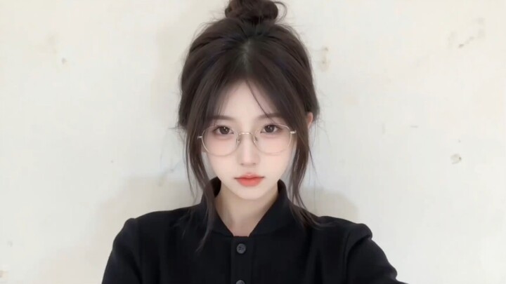 “The Internet’s Ultimate Collection of Stunning Faces” No. 188: Zhou Congcong