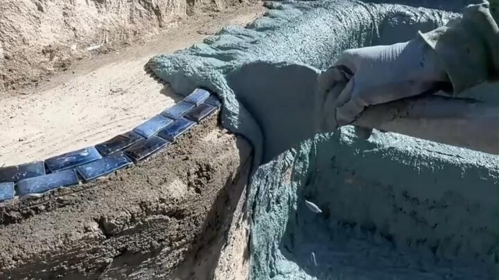 Seri Pekerja di Polisi Tidur · (Kumpulan)