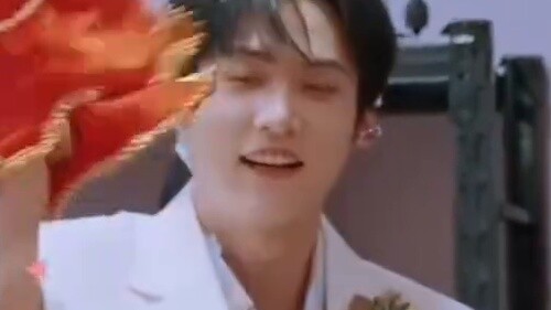 ใครจะรู้ เสน่ห์ส่วนตัวของดิลิเรบาช่างล้นเหลือเหลือเกิน! เวลาดูรายการก็ซาบซึ้งกับความน่ารักของเธอเสมอ
