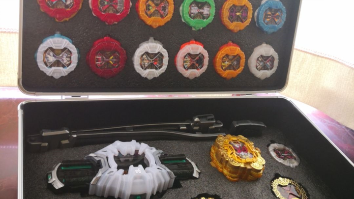 [Unboxing of King of Time Dial] Heisei 20 Knight Finale และรูปแบบพิเศษทั้งหมดของ King of Time ที่ปรา