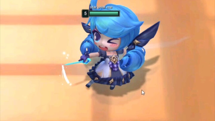 Little Gwen, so cute!