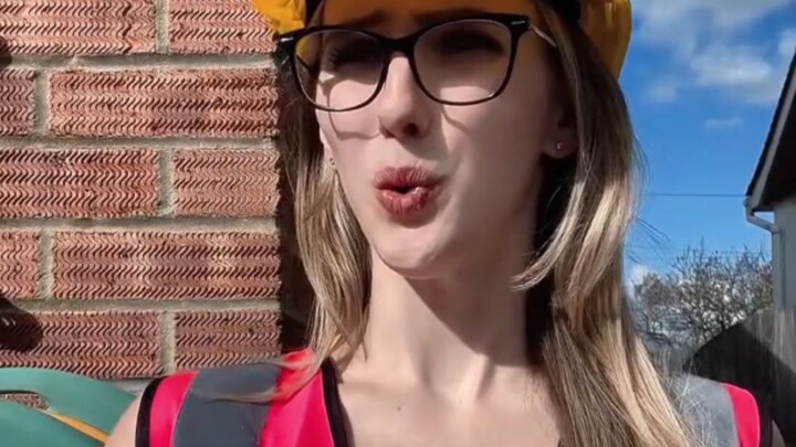 Female Safety Officer Xiaomei: No Safety Hazards Today