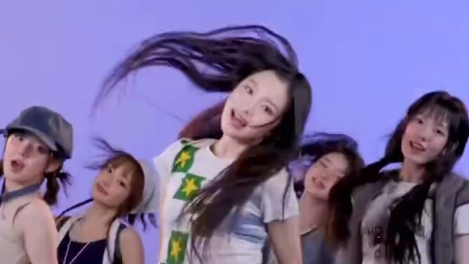 Kontestan persaudaraan girl group Kpop girl group baru pribadi