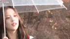 Zhishu and Chaeyoung took photos of each other—the whole process was absolutely hilarious.