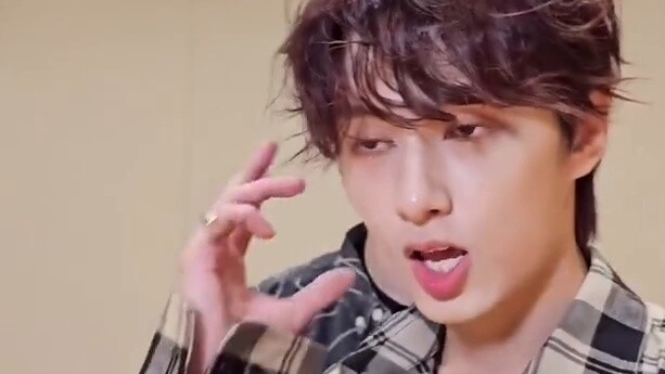 【zb1｜WayV｜svt】Zhang Hao’s green card netizen’s face-to-face challenge! It turns out that he looks go