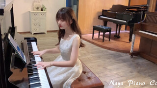 Chơi piano bài "Ngày nắng"