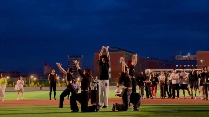 Flower Dance Performance flower医学生翻跳