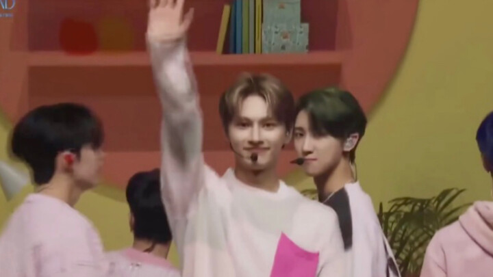 【เวินจวิ้นฮุย】ห้าปีต่อมา ประตูที่เปลี่ยนจากโรงเรียนชายล้วนเป็นมหาวิทยาลัยหญิงล้วนได้เปิดออกแล้ว