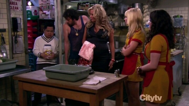 Poor Han witnessed a dramatic "earth-shattering" scene in the kitchen.