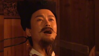 "Sự phô trương vô tận, sức mạnh vô tận"