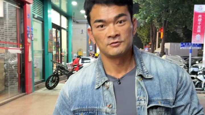 إذا جئت إلى دونغقوان ولم تأكل الإوز المشوي، فرحلتك هنا كانت عبثًا!