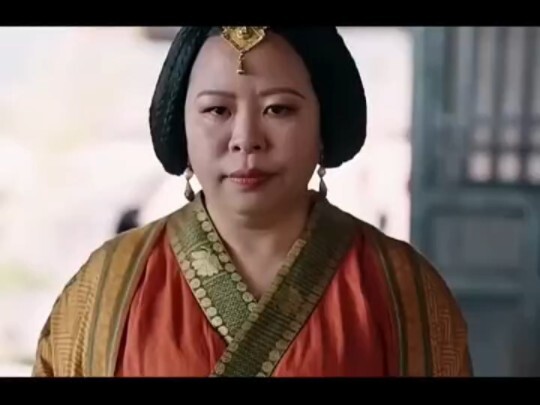 Điểm nhấn chính là sự đối lập