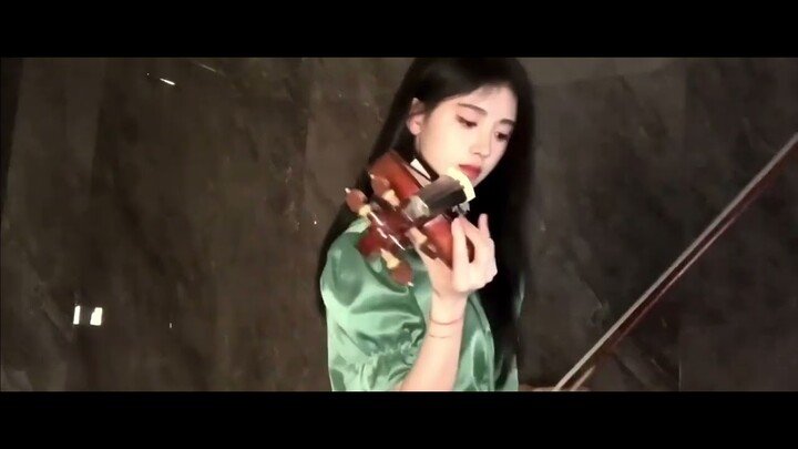 [25.06.2022] Weibo Cúc Tịnh Y update hàng tồn kho đi nào 🎻🎻