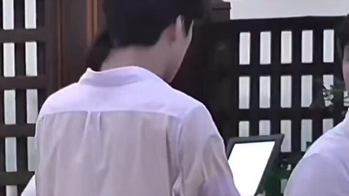 【Ngô Thế Huân】Tôi không chấp nhận việc còn ai chưa xem đoạn video này/Chỉ mười giây ngắn ngủi mà quá