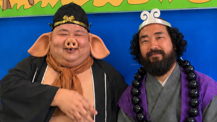 Zhu Bajie and Sandy embark on a desperate flight across the land