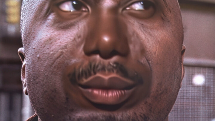 “Anh ta đã trộm pizza của người kia!”