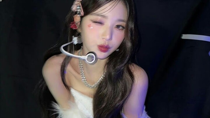 عندما رأيت الأخت يوان يينغ ما زالت تتصرف بتكلف هكذا، شعرت بالارتياح.