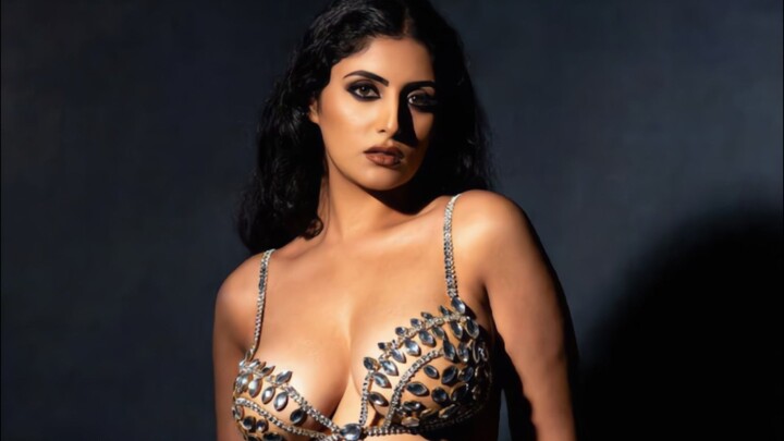 Full Video Akh Lad Jaave Loveyatri Aayush S Warina H Badshah Tanishk Bagchi Jubin N Asees K