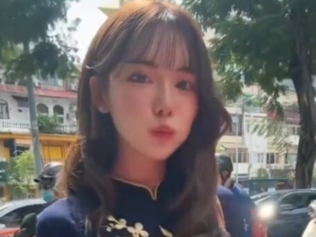 长发深田老师