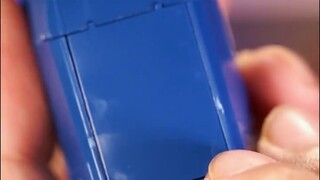 The largest model in Bandai history? Only after watching the shock at 1:35 did I know