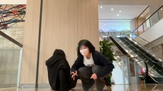 禁止在商场内放窜天猴
