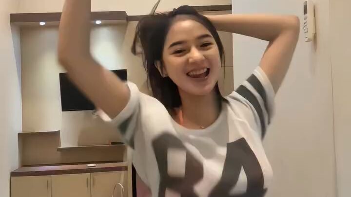 HIIIIII