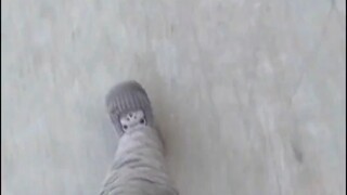 《Chạy xa một chút》