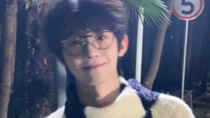 اللعنة! إنه شعور بالانجذاب.