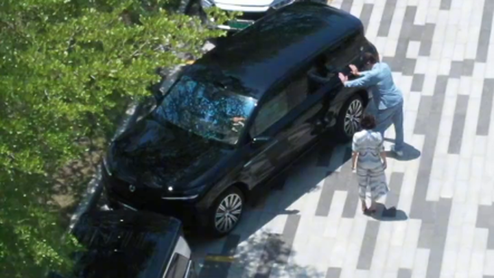 What has Hong Kong stars applauding? The Denza N9’s Easy-Three‑Point Parking