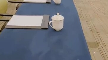 Làm việc nghiêm túc
