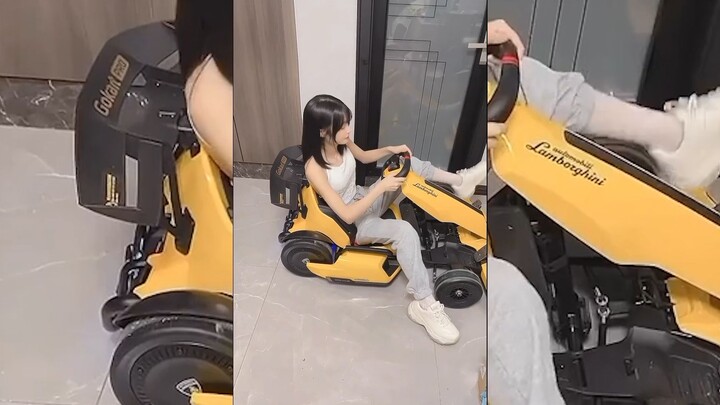 مضحك، هل هذا حقًا بعمر الثماني سنوات؟ أوه، يا صغير الثماني سنوات!