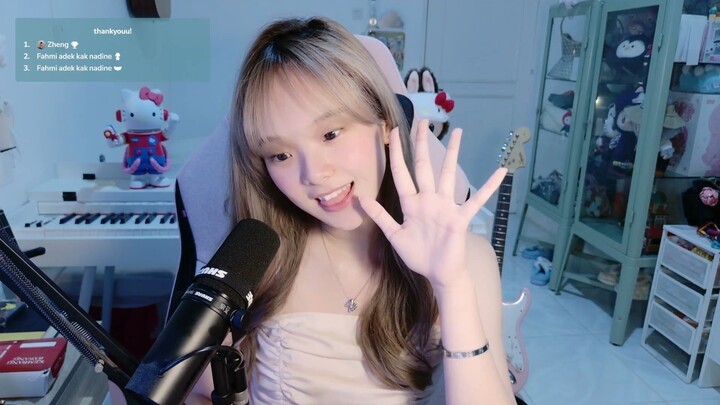 MUKBAAANNGGGG WITH NADINE 🥳 [BlMC2dz18UI]
