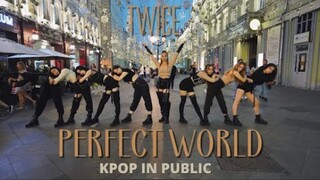 TWICE-PERFECT WORLD Cô gái Nga cực kỳ xinh đẹp trên phố và nhảy theo điệu nhảy cover đĩa đơn tiếng N