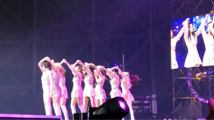 [เพลง] TWICE | สุดยอดโชว์สดบนเวที