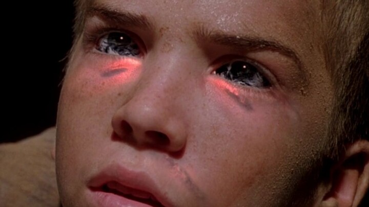 Virus minyak hitam misterius dalam "X-Files: Conquering the Future" dapat menembus tubuh manusia dan