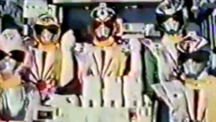 [Special effects/old stuff] Anno Hideaki's early special effects short film that spoofs Super Sentai