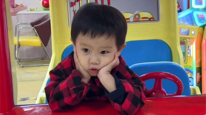 ทรงผมใหม่ที่ถูกคุณแม่ตัดเสียแล้ว
