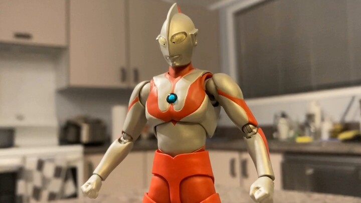 【Stop-motion Animation】 Ultraman Zeta VS Bermuda (First Generation) Ultraman Battle Episode 2