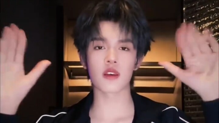 【นักเต้นหนุ่ม】“จางจี๋เต้นท่าเต้นของ NewJeans แล้ว!!”