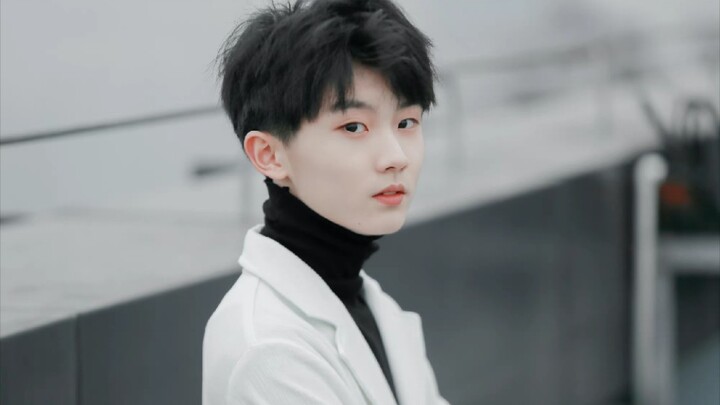 “ดูเหมือนว่าความสุขของเจียนฉีก็คือการได้เห็นคนอื่นสมบูรณ์พูนสุข”