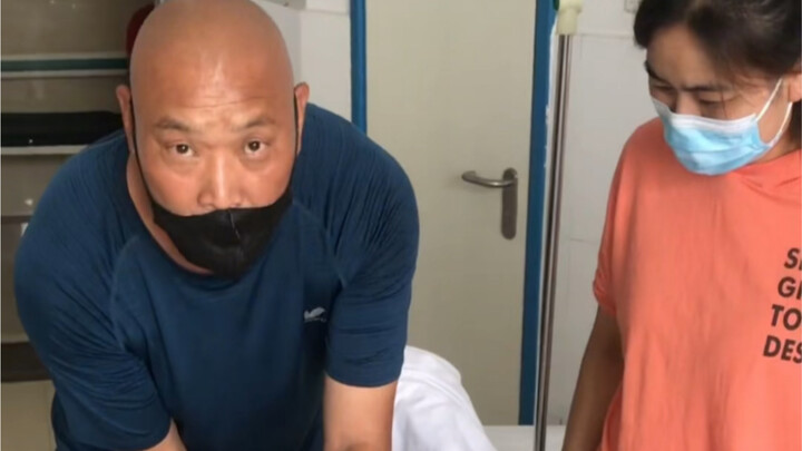 A top-tier master performs magic tricks—today I finally learned how!