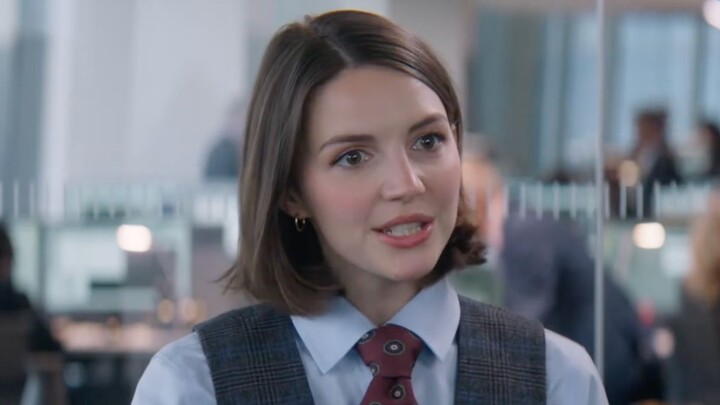 [Chinese Subtitles] The Reality of Newcomers in Manhattan’s Workplace! Hulu’s New Series “Unfit for 
