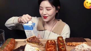 Mukbang ASMR đồ tráng miệng- Bánh sừng bò #mukbang #ASMR