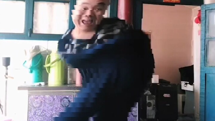 الإنسان السحري الحيوي الكيميائي