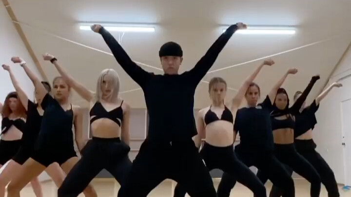[Simple and Slay Group Dance] The group dance choreographer Todd finally has this kind of beginner-f