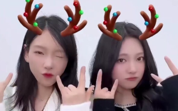 【Kim Tae-yeon】Thách thức hát mừng Giáng sinh của Tae-yeon và Ningning