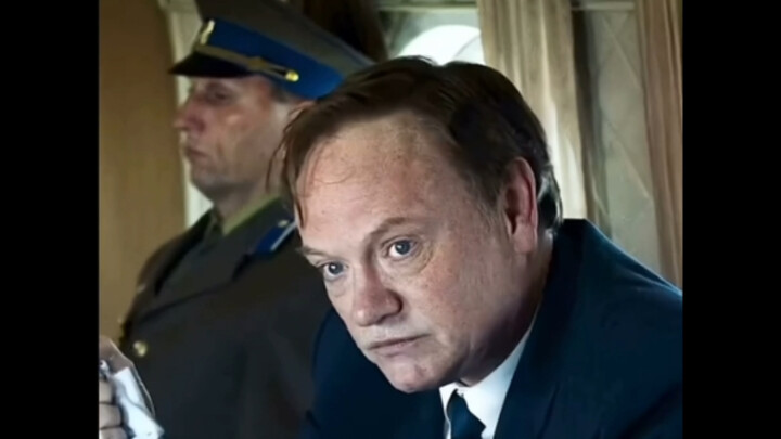 "أخبرني بمبدأ المفاعل النووي"